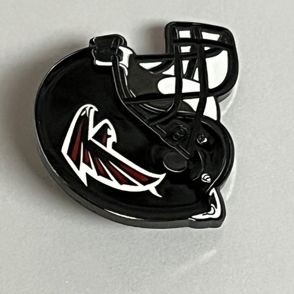Atlanta Falcons Helmet Hat Pin Pins Streetwear Hats Bag Football Fitted New Era - Picture 5 of 8